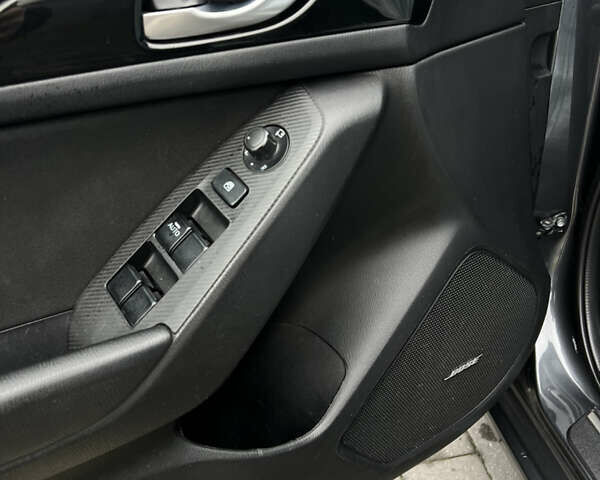 Серый Мазда 3, объемом двигателя 2.2 л и пробегом 255 тыс. км за 9800 $, фото 17 на Automoto.ua