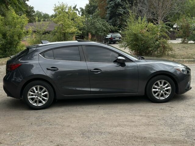 Сірий Мазда 3, об'ємом двигуна 2 л та пробігом 173 тис. км за 11913 $, фото 4 на Automoto.ua