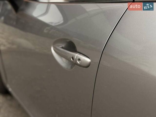 Серый Мазда 3, объемом двигателя 2 л и пробегом 80 тыс. км за 10990 $, фото 7 на Automoto.ua