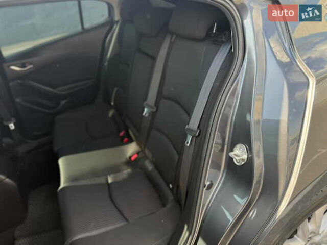 Серый Мазда 3, объемом двигателя 2 л и пробегом 118 тыс. км за 12700 $, фото 4 на Automoto.ua