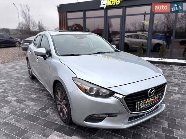 Серый Мазда 3, объемом двигателя 2.49 л и пробегом 82 тыс. км за 9999 $, фото 1 на Automoto.ua