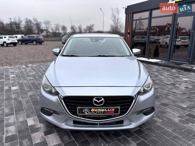 Серый Мазда 3, объемом двигателя 2.49 л и пробегом 82 тыс. км за 9999 $, фото 3 на Automoto.ua