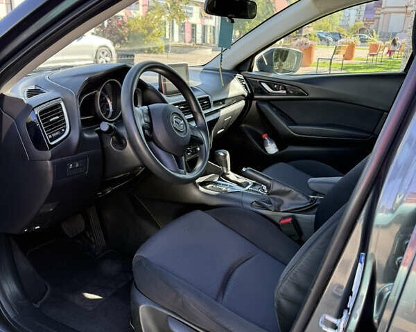 Сірий Мазда 3, об'ємом двигуна 2 л та пробігом 175 тис. км за 10800 $, фото 6 на Automoto.ua