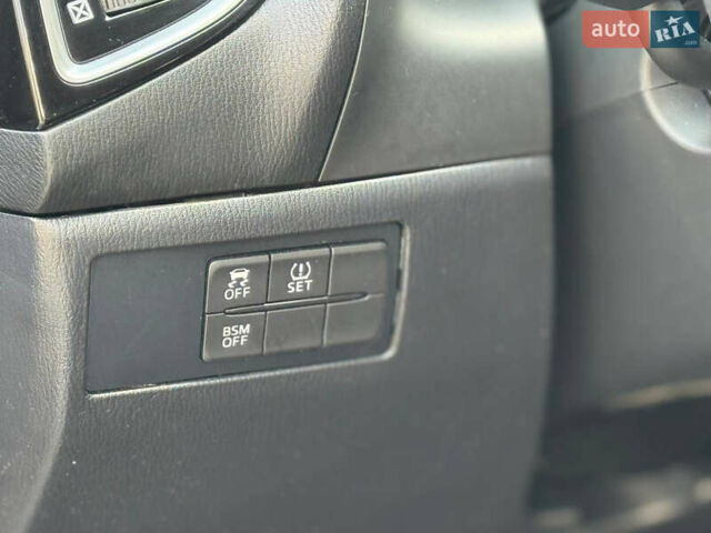 Сірий Мазда 3, об'ємом двигуна 2 л та пробігом 113 тис. км за 10999 $, фото 22 на Automoto.ua