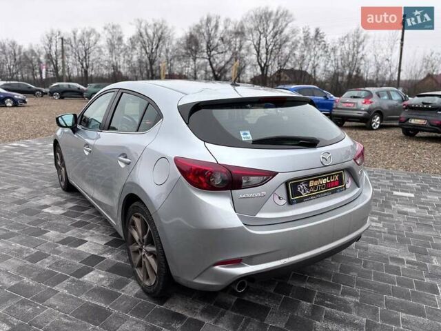 Серый Мазда 3, объемом двигателя 2.49 л и пробегом 82 тыс. км за 9999 $, фото 5 на Automoto.ua
