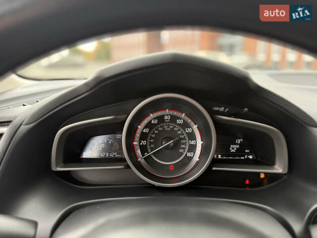 Сірий Мазда 3, об'ємом двигуна 2 л та пробігом 123 тис. км за 9999 $, фото 13 на Automoto.ua
