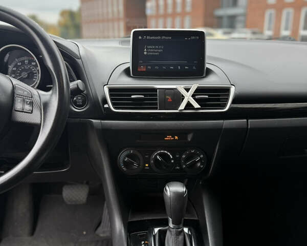 Сірий Мазда 3, об'ємом двигуна 2 л та пробігом 123 тис. км за 9999 $, фото 11 на Automoto.ua