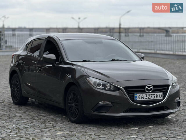 Сірий Мазда 3, об'ємом двигуна 2 л та пробігом 123 тис. км за 9999 $, фото 5 на Automoto.ua