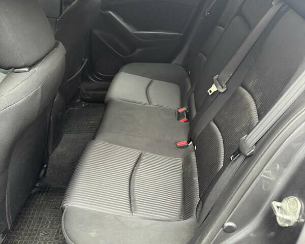 Сірий Мазда 3, об'ємом двигуна 2 л та пробігом 110 тис. км за 9600 $, фото 10 на Automoto.ua
