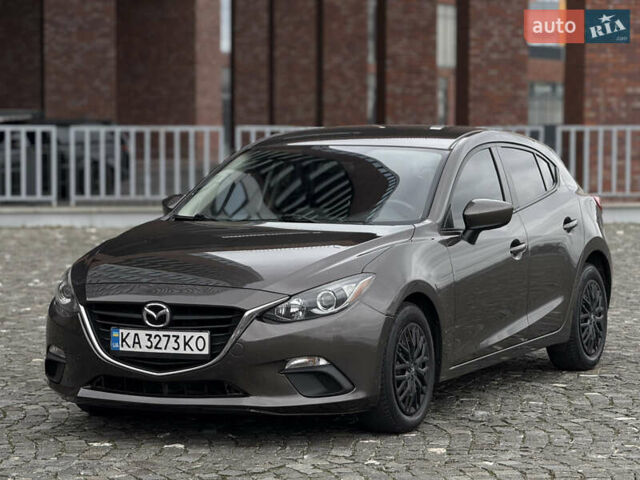Сірий Мазда 3, об'ємом двигуна 2 л та пробігом 123 тис. км за 9999 $, фото 1 на Automoto.ua