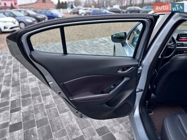 Серый Мазда 3, объемом двигателя 2.49 л и пробегом 82 тыс. км за 9999 $, фото 20 на Automoto.ua