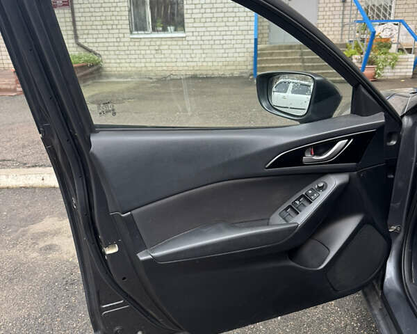 Сірий Мазда 3, об'ємом двигуна 2 л та пробігом 110 тис. км за 9600 $, фото 8 на Automoto.ua