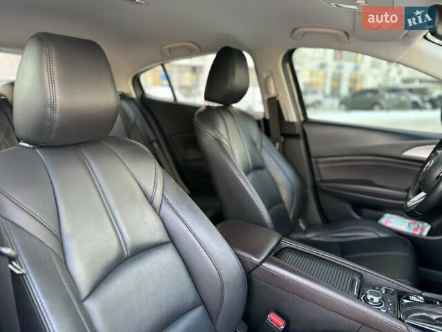 Сірий Мазда 3, об'ємом двигуна 2 л та пробігом 76 тис. км за 12500 $, фото 30 на Automoto.ua