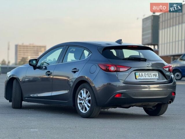 Серый Мазда 3, объемом двигателя 1.5 л и пробегом 102 тыс. км за 13900 $, фото 5 на Automoto.ua