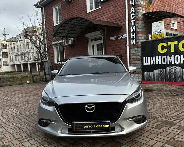 Серый Мазда 3, объемом двигателя 2.4 л и пробегом 101 тыс. км за 10800 $, фото 3 на Automoto.ua
