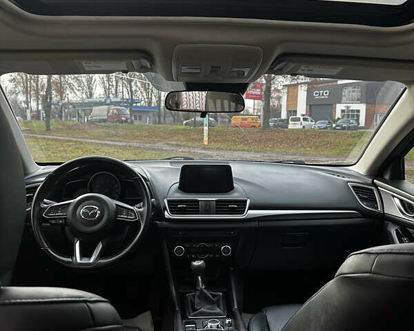 Серый Мазда 3, объемом двигателя 2.4 л и пробегом 101 тыс. км за 10800 $, фото 6 на Automoto.ua