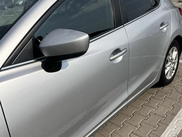 Серый Мазда 3, объемом двигателя 1.5 л и пробегом 143 тыс. км за 11700 $, фото 5 на Automoto.ua