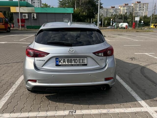 Серый Мазда 3, объемом двигателя 1.5 л и пробегом 143 тыс. км за 11700 $, фото 4 на Automoto.ua