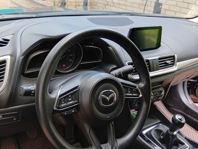 Серый Мазда 3, объемом двигателя 2 л и пробегом 50 тыс. км за 12000 $, фото 9 на Automoto.ua