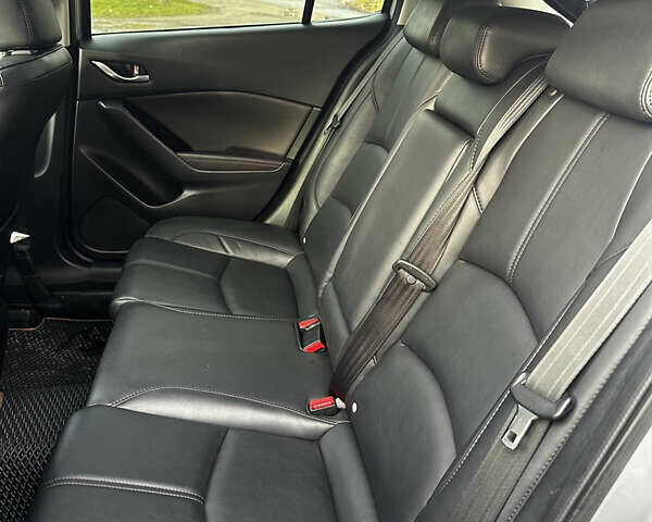 Серый Мазда 3, объемом двигателя 2.4 л и пробегом 101 тыс. км за 10800 $, фото 14 на Automoto.ua