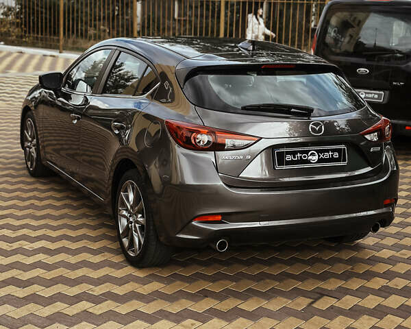 Серый Мазда 3, объемом двигателя 2.5 л и пробегом 43 тыс. км за 14500 $, фото 4 на Automoto.ua