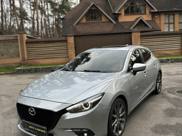 Сірий Мазда 3, об'ємом двигуна 0 л та пробігом 101 тис. км за 10800 $, фото 5 на Automoto.ua