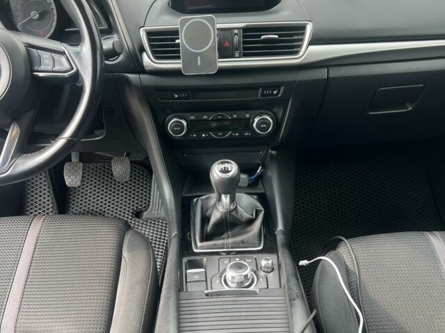 Серый Мазда 3, объемом двигателя 1.5 л и пробегом 143 тыс. км за 11700 $, фото 14 на Automoto.ua