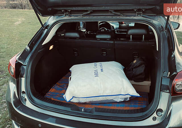 Серый Мазда 3, объемом двигателя 2.5 л и пробегом 171 тыс. км за 13000 $, фото 8 на Automoto.ua