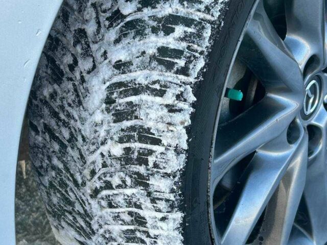 Сірий Мазда 3, об'ємом двигуна 2.5 л та пробігом 88 тис. км за 9000 $, фото 3 на Automoto.ua