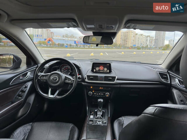 Серый Мазда 3, объемом двигателя 2.5 л и пробегом 95 тыс. км за 15200 $, фото 7 на Automoto.ua