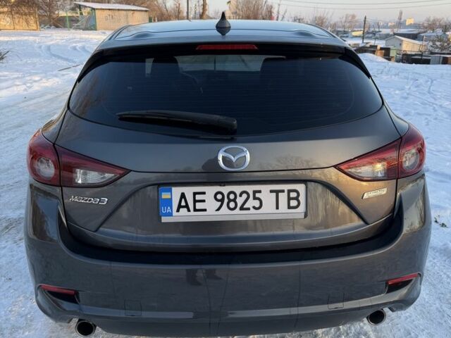 Сірий Мазда 3, об'ємом двигуна 2.5 л та пробігом 160 тис. км за 14800 $, фото 4 на Automoto.ua