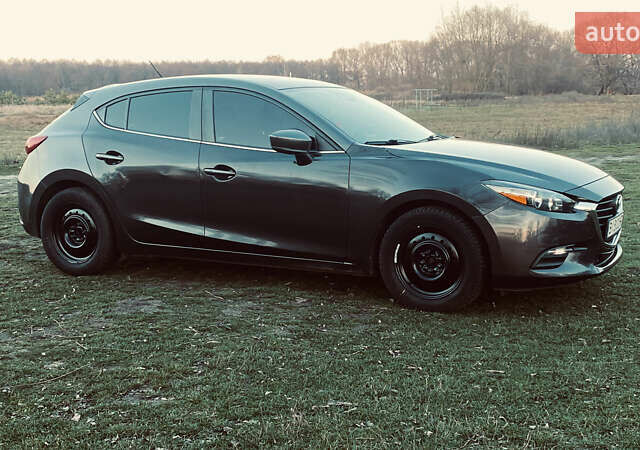 Серый Мазда 3, объемом двигателя 2.5 л и пробегом 171 тыс. км за 13000 $, фото 2 на Automoto.ua