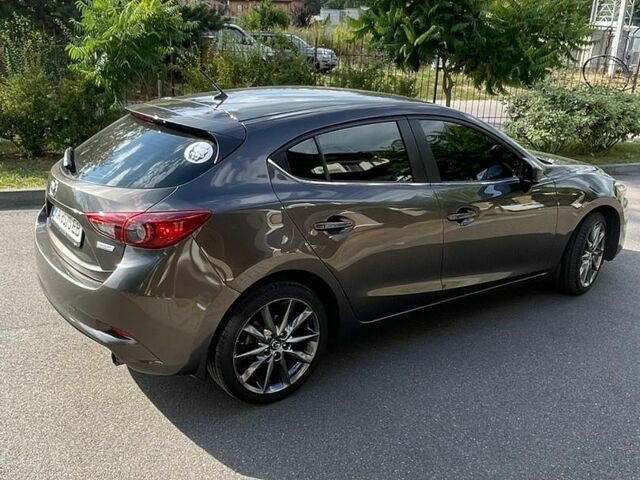 Сірий Мазда 3, об'ємом двигуна 2.49 л та пробігом 70 тис. км за 14200 $, фото 9 на Automoto.ua