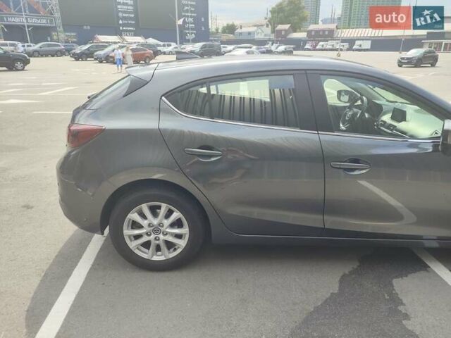Серый Мазда 3, объемом двигателя 1.5 л и пробегом 92 тыс. км за 16500 $, фото 4 на Automoto.ua