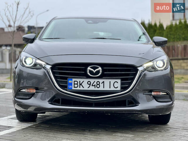 Сірий Мазда 3, об'ємом двигуна 2.5 л та пробігом 116 тис. км за 10850 $, фото 2 на Automoto.ua