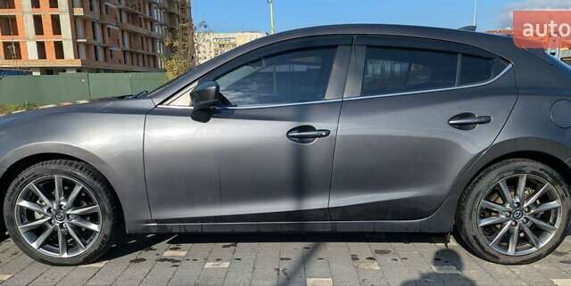 Серый Мазда 3, объемом двигателя 2.5 л и пробегом 64 тыс. км за 15300 $, фото 2 на Automoto.ua
