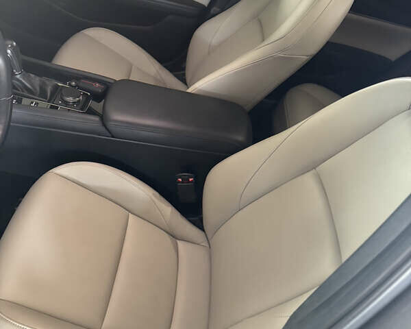 Серый Мазда 3, объемом двигателя 2.49 л и пробегом 58 тыс. км за 17900 $, фото 10 на Automoto.ua