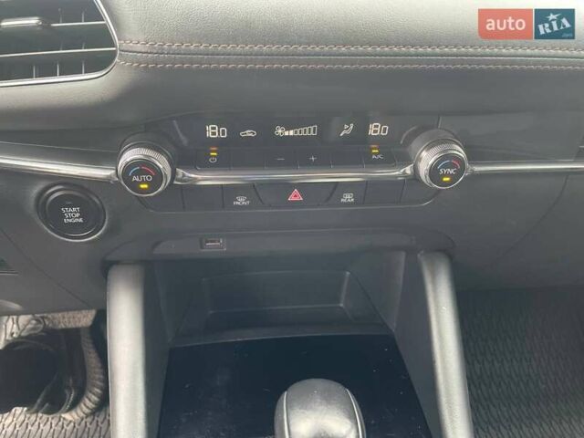 Серый Мазда 3, объемом двигателя 2.49 л и пробегом 57 тыс. км за 16500 $, фото 7 на Automoto.ua