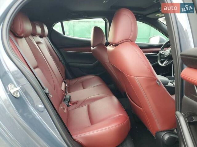 Сірий Мазда 3, об'ємом двигуна 2.5 л та пробігом 93 тис. км за 3000 $, фото 9 на Automoto.ua