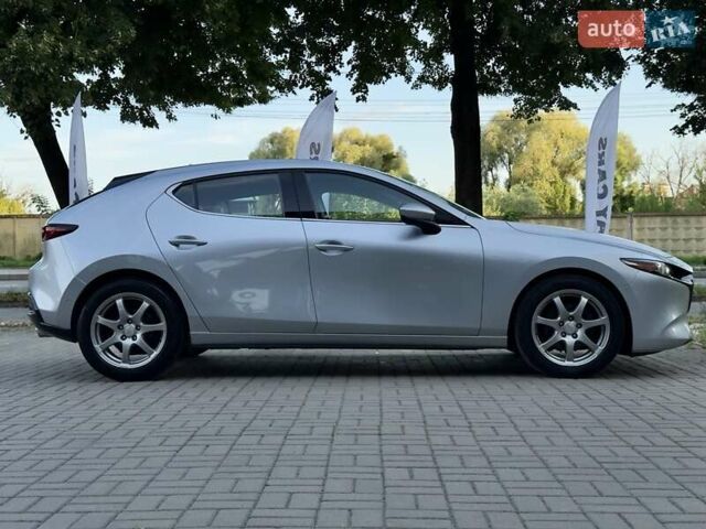 Сірий Мазда 3, об'ємом двигуна 2.49 л та пробігом 55 тис. км за 18198 $, фото 21 на Automoto.ua