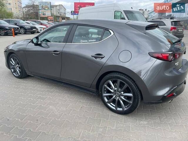 Серый Мазда 3, объемом двигателя 2.49 л и пробегом 57 тыс. км за 16500 $, фото 1 на Automoto.ua
