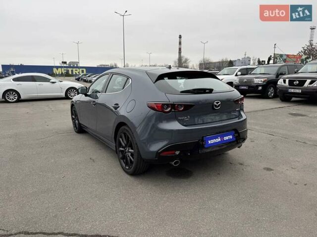 Серый Мазда 3, объемом двигателя 2.49 л и пробегом 48 тыс. км за 19900 $, фото 6 на Automoto.ua