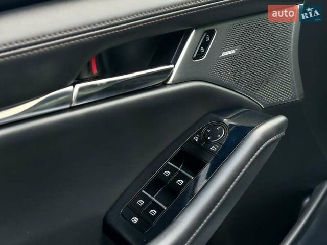 Сірий Мазда 3, об'ємом двигуна 2.49 л та пробігом 55 тис. км за 18198 $, фото 39 на Automoto.ua