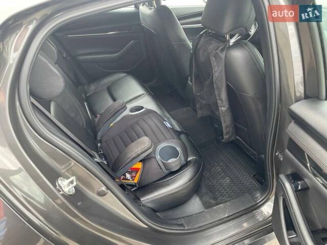 Серый Мазда 3, объемом двигателя 2.49 л и пробегом 57 тыс. км за 16500 $, фото 8 на Automoto.ua