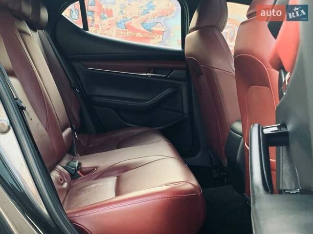 Серый Мазда 3, объемом двигателя 2.49 л и пробегом 60 тыс. км за 15599 $, фото 18 на Automoto.ua