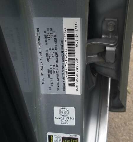 Серый Мазда 3, объемом двигателя 2 л и пробегом 42 тыс. км за 18000 $, фото 2 на Automoto.ua