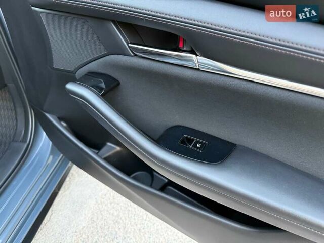 Серый Мазда 3, объемом двигателя 1.5 л и пробегом 97 тыс. км за 19000 $, фото 20 на Automoto.ua