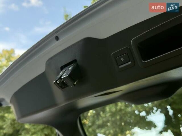 Сірий Мазда 3, об'ємом двигуна 2.49 л та пробігом 55 тис. км за 18198 $, фото 25 на Automoto.ua
