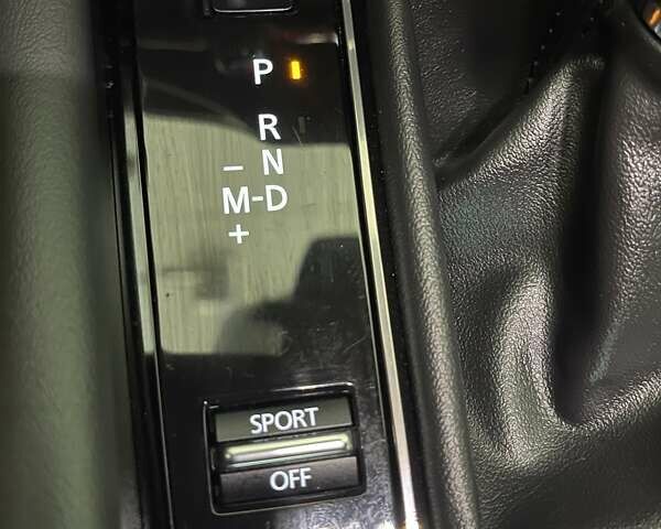 Серый Мазда 3, объемом двигателя 2.5 л и пробегом 9 тыс. км за 20100 $, фото 47 на Automoto.ua