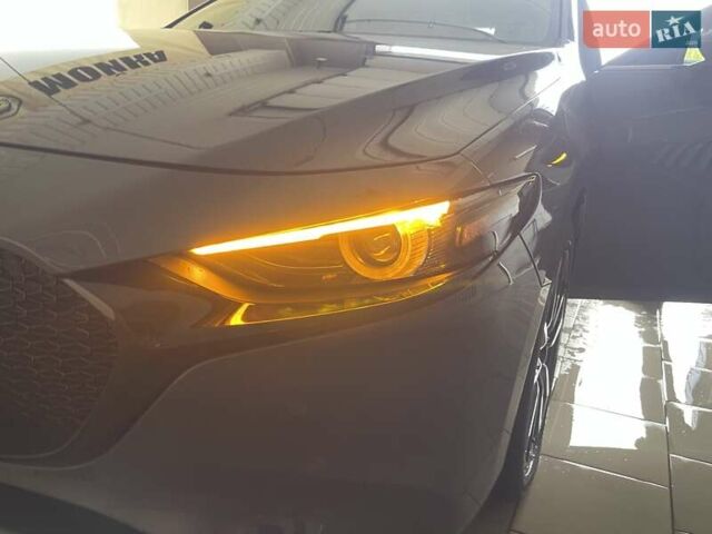 Серый Мазда 3, объемом двигателя 2.5 л и пробегом 9 тыс. км за 20100 $, фото 135 на Automoto.ua